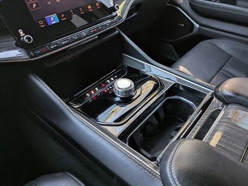 Used 2022 Jeep Wagoneer Series III image 12