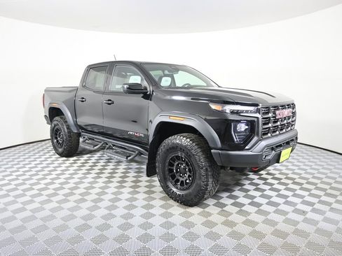 Used 2024 GMC Canyon AT4X w/ AT4X AEV Edition AWD/4WD image 10
