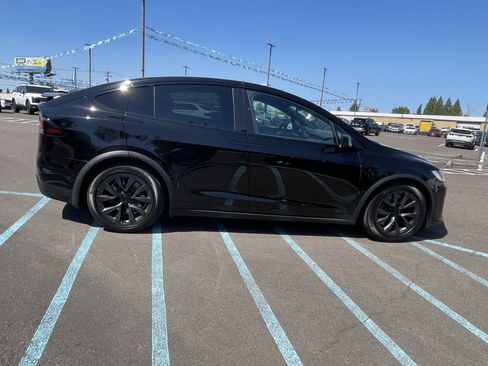 Used 2023 Tesla Model X AWD/4WD image 6
