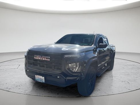 Used 2024 GMC Canyon Elevation w/ Elevation Premium Package AWD/4WD image 10