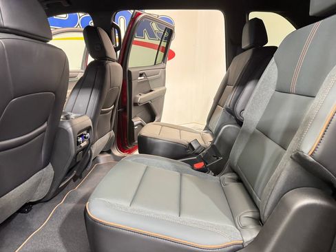 New 2026 GMC Acadia AT4 image 29