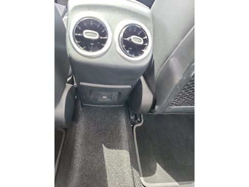 Used 2025 Mercedes-Benz CLA 250 image 13