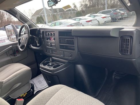 Used 2021 Chevrolet Express 3500 w/ Power Convenience Package image 12