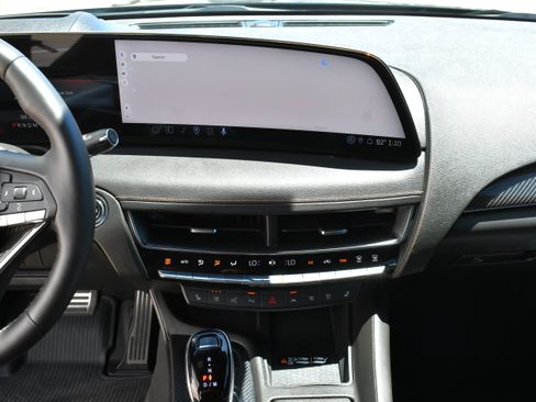 Used 2026 Cadillac CT5 V w/ Technology Package RWD image 26