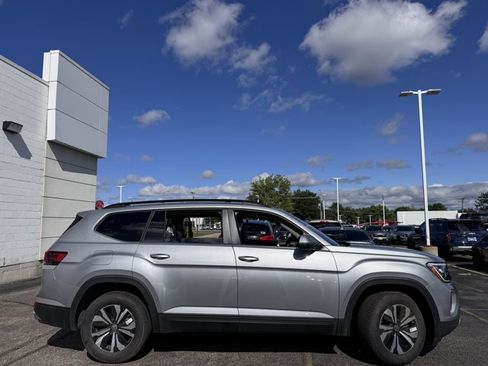 New 2026 Volkswagen Atlas SE image 31