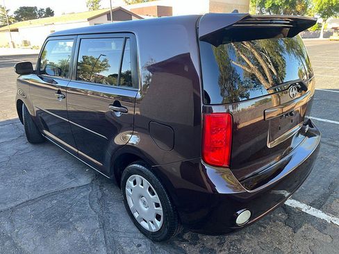 Used 2008 Scion xB image 2
