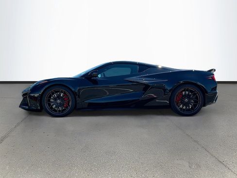 Used 2024 Chevrolet Corvette Z06 w/ Battery Protection Package image 4