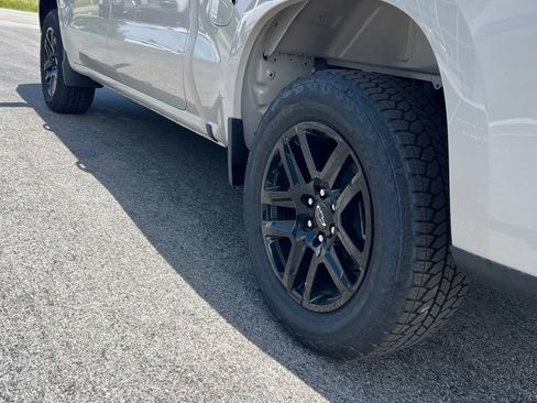 New 2026 Chevrolet Silverado 1500 RST w/ Z71 Off-Road Package AWD/4WD image 7