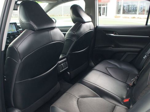 Used 2021 Toyota Camry XSE w/ Navigation Package image 16