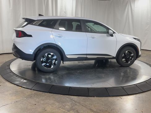 New 2026 Kia Sportage LX w/ LX Convenience Package image 9