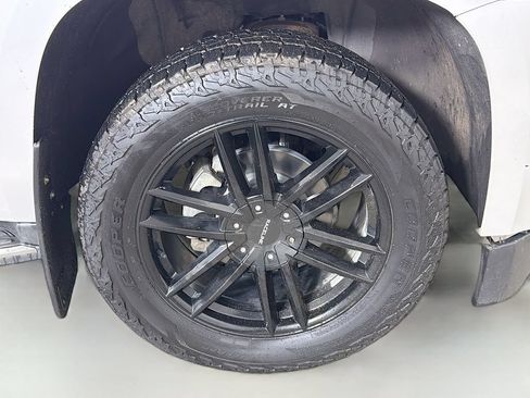 Used 2016 Chevrolet Suburban LTZ w/ Max Trailering Package AWD/4WD image 30