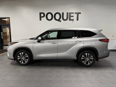 Used 2022 Toyota Highlander XLE