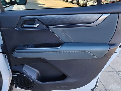 New 2026 GMC Acadia AT4 w/ Luxury Package image 44