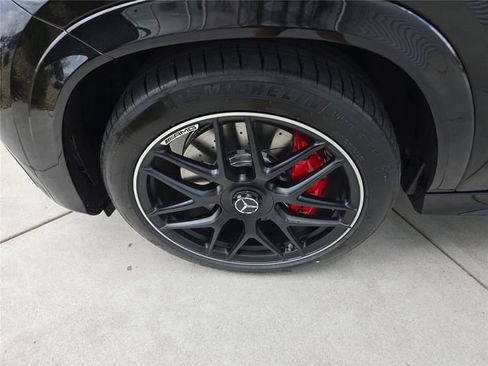 New 2026 Mercedes-Benz GLE 63 AMG S image 11