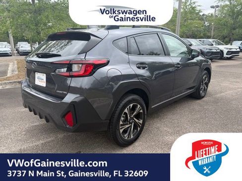 Used 2025 Subaru Crosstrek 2.0i Premium AWD/4WD image 6