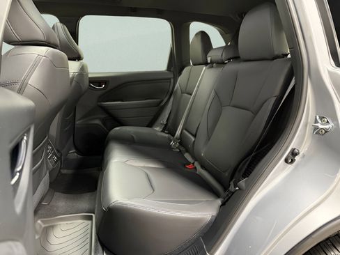 New 2025 Subaru Forester Limited w/ Popular Package image 18