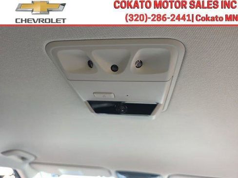 Used 2024 Kia Carnival EX FWD image 21