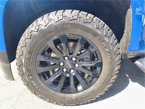 Used 2022 GMC Canyon Elevation Standard w/ Convenience Package RWD image 19