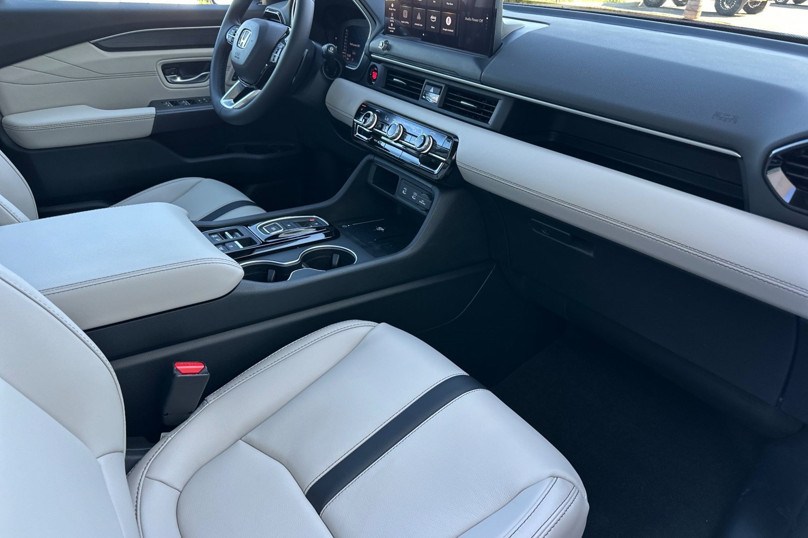 New 2026 Honda Pilot Touring image 30