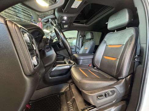 Used 2023 GMC Sierra 3500 AT4 w/ AT4 Preferred Package AWD/4WD image 13
