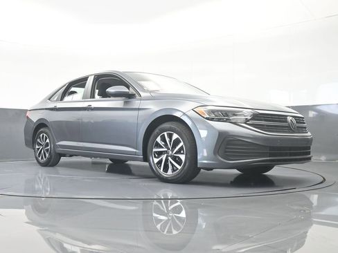 Used 2023 Volkswagen Jetta S image 61