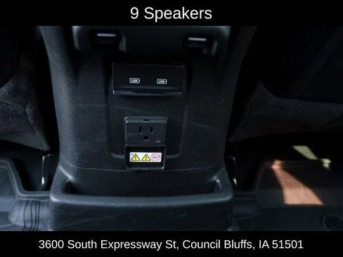 Used 2023 Jeep Wrangler Unlimited Sahara w/ Cold Weather Group AWD/4WD image 15