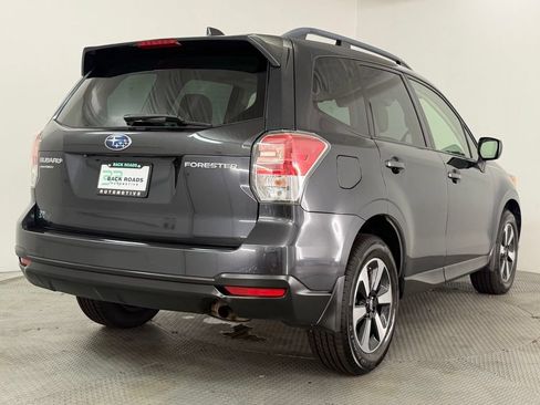 Used 2018 Subaru Forester 2.5i Premium AWD/4WD image 9