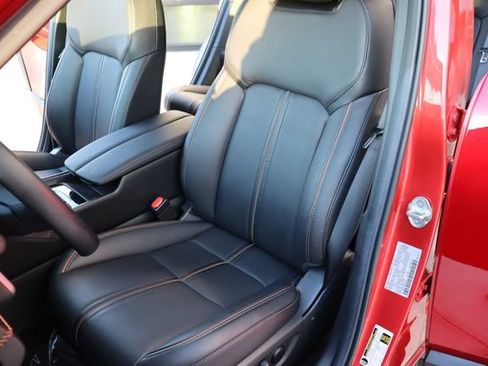 Used 2025 MAZDA CX-50 AWD 2.5 Hybrid w/ Premium Pkg image 12