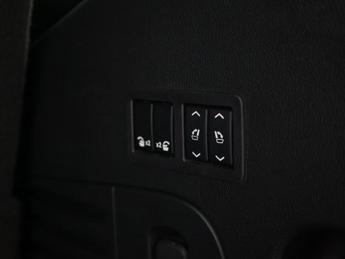 Used 2019 GMC Yukon Denali w/ Denali Ultimate Package RWD image 34
