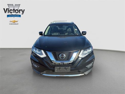 Used 2018 Nissan Rogue SL w/ Premium Package image 2