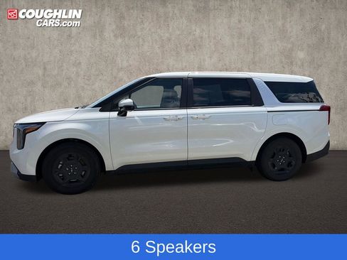 Used 2025 Kia Carnival FWD image 5