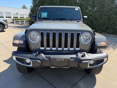 Used 2020 Jeep Wrangler Unlimited Sahara AWD/4WD image 6