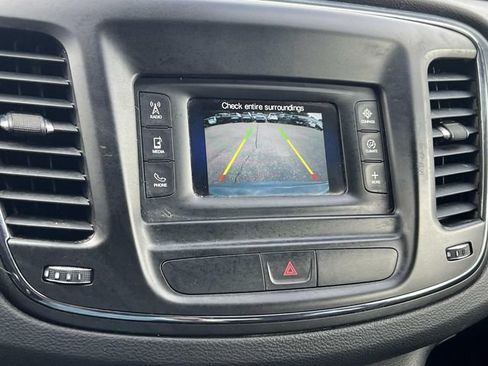 Used 2015 Chrysler 200 S w/ Comfort Group FWD image 24