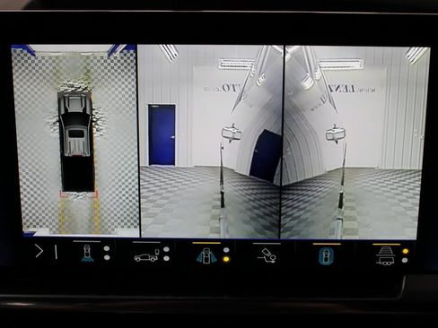 Used 2024 Chevrolet Silverado 2500 High Country image 20