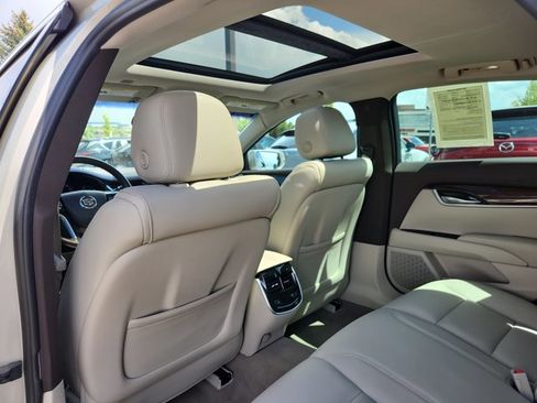 Used 2015 Cadillac XTS Luxury w/ Driver Awareness Package AWD/4WD image 24
