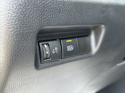 Certified 2025 Toyota RAV4 XLE AWD/4WD image 15