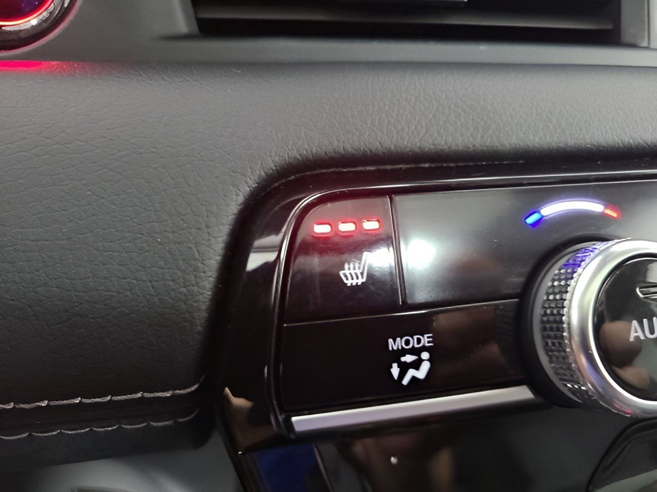 Used 2024 Honda Pilot Touring image 37
