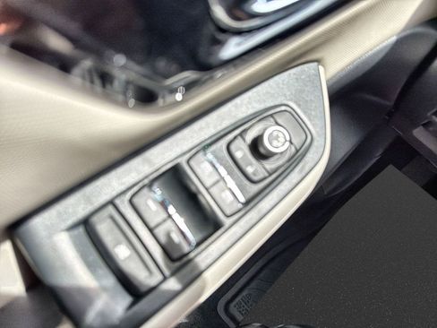 Certified 2025 Subaru Forester Limited AWD/4WD image 18