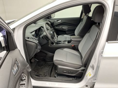 Used 2017 Ford Escape SE AWD/4WD image 3
