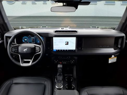 New 2025 Ford Bronco Badlands w/ Sasquatch Package AWD/4WD image 58