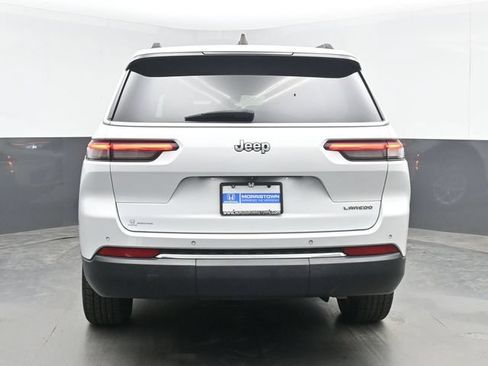 Used 2023 Jeep Grand Cherokee L Laredo RWD image 9
