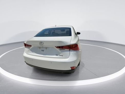 Used 2019 Lexus IS 300 RWD image 8
