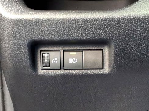 Certified 2020 Toyota RAV4 XLE image 19