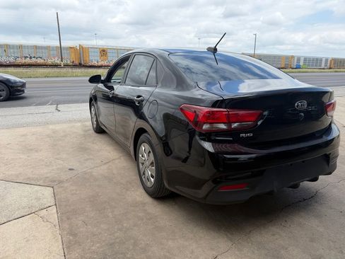 Used 2020 Kia Rio LX image 23