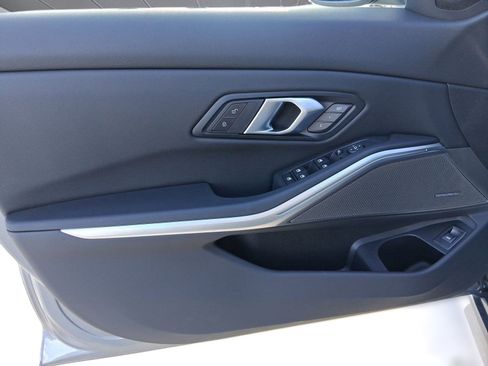 Used 2026 BMW 330i Sedan w/ Premium Package image 11