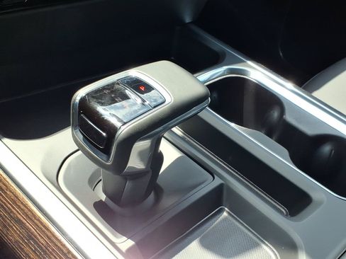 New 2026 GMC Sierra 1500 Elevation w/ Elevation Premium Package AWD/4WD image 19