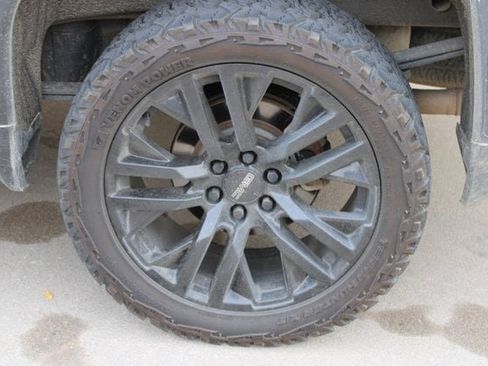 Used 2021 GMC Sierra 1500 AT4 w/ AT4 Premium Package image 31