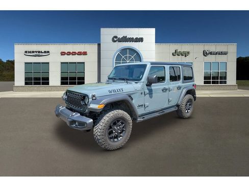 Used 2024 Jeep Wrangler Unlimited Sport AWD/4WD image 7