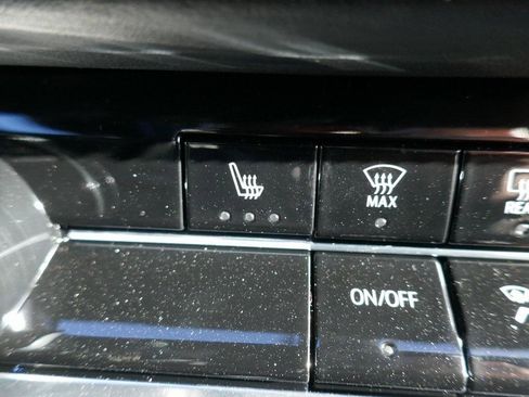 New 2026 Chevrolet Equinox LT w/ Midnight Edition image 17