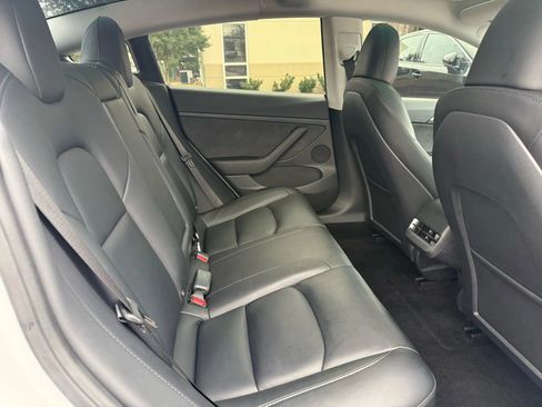 Used 2023 Tesla Model 3 Standard Range image 20